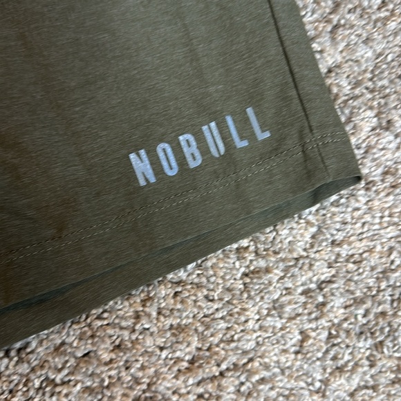 NOBULL Men’s Shorts Size S - Picture 2 of 6